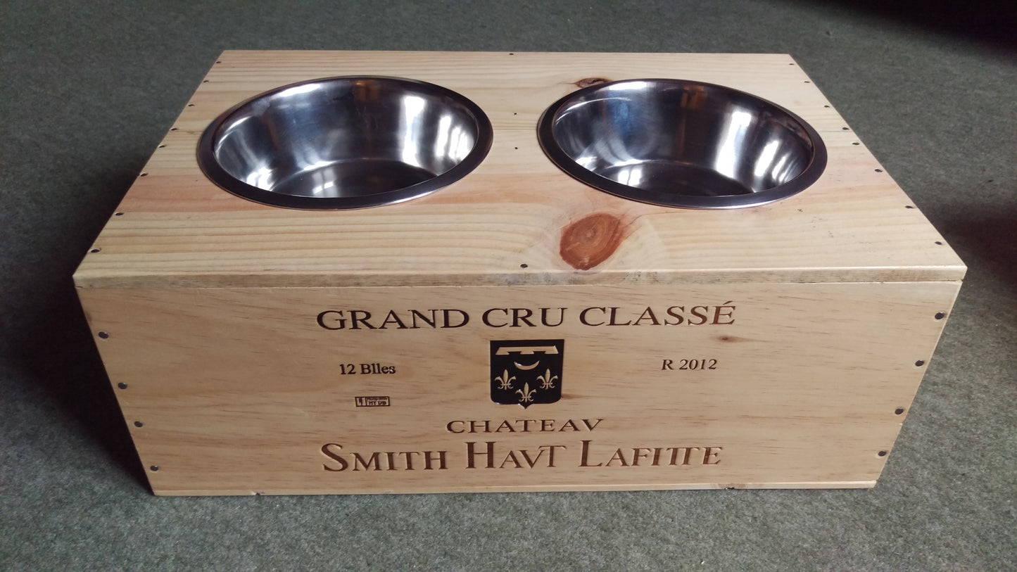 Wine Box Pet Feeder