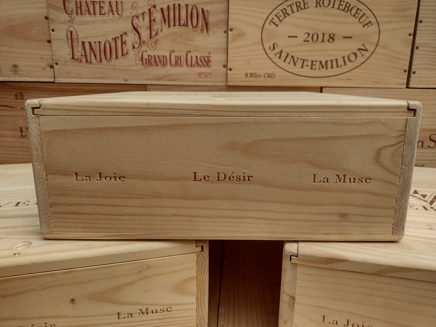 Vérité Winery 3 Bottle Box