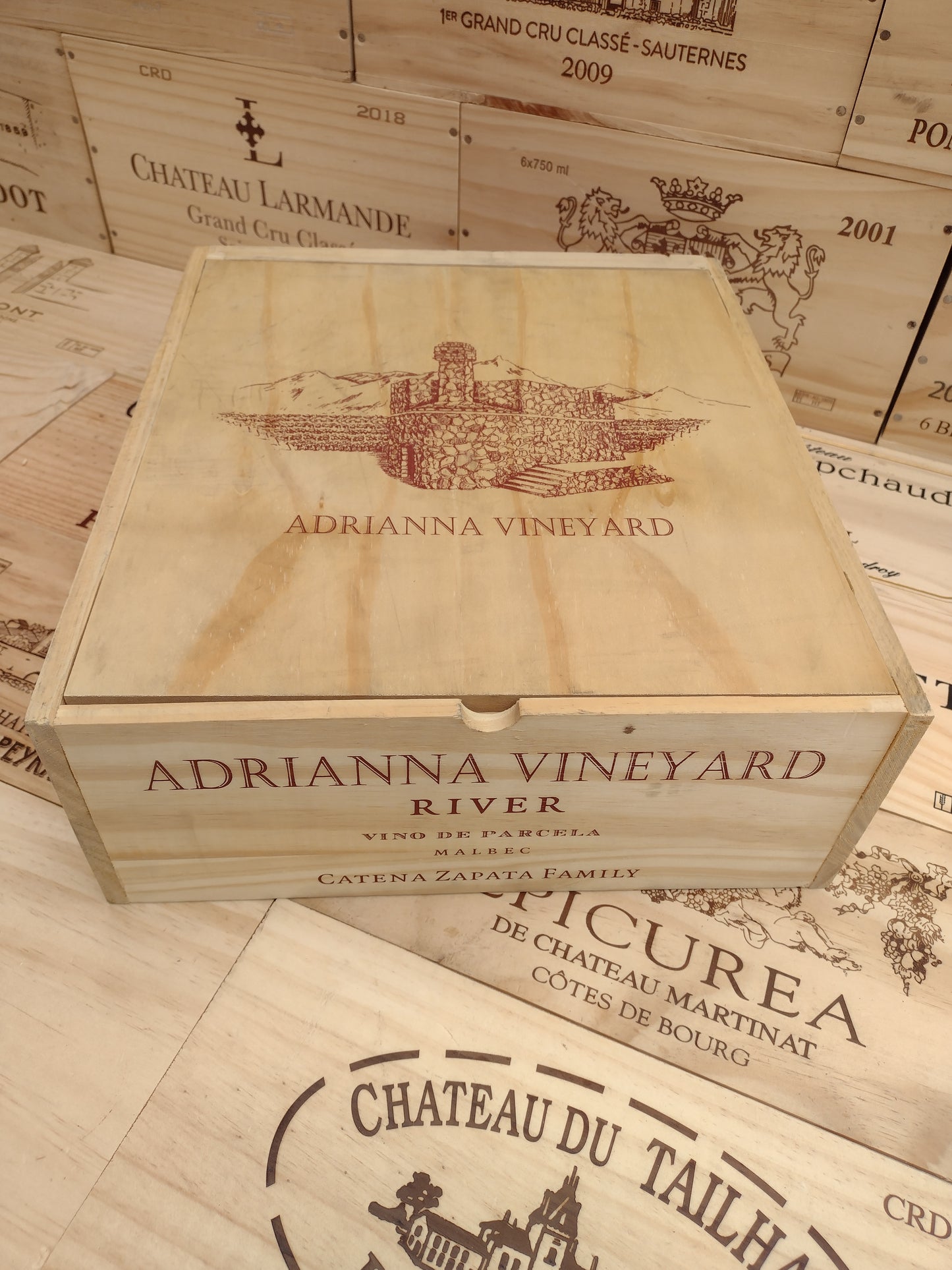 Adrianna Vineyard, Argentina - 3 Bottle box