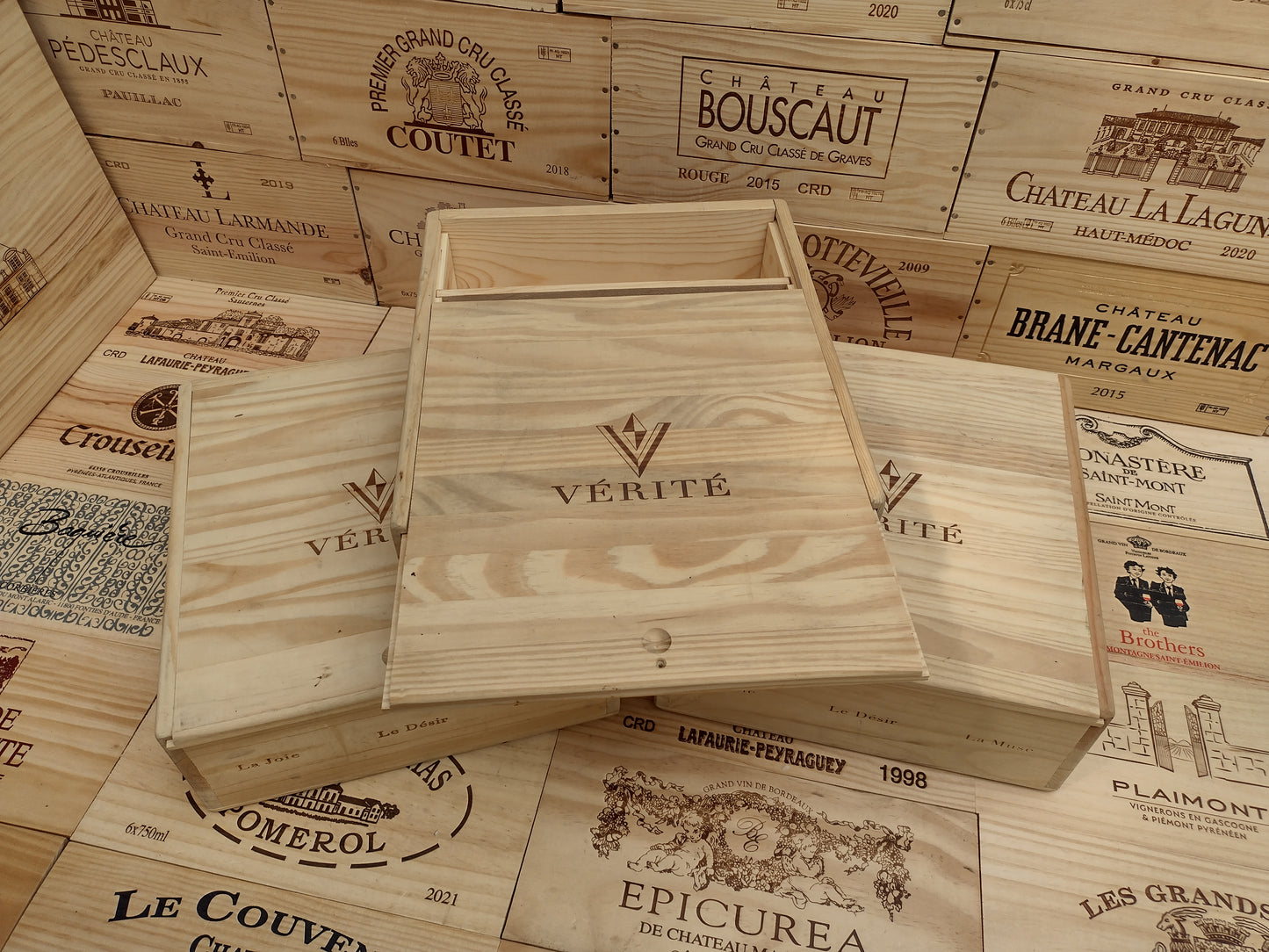 Vérité Winery 3 Bottle Box