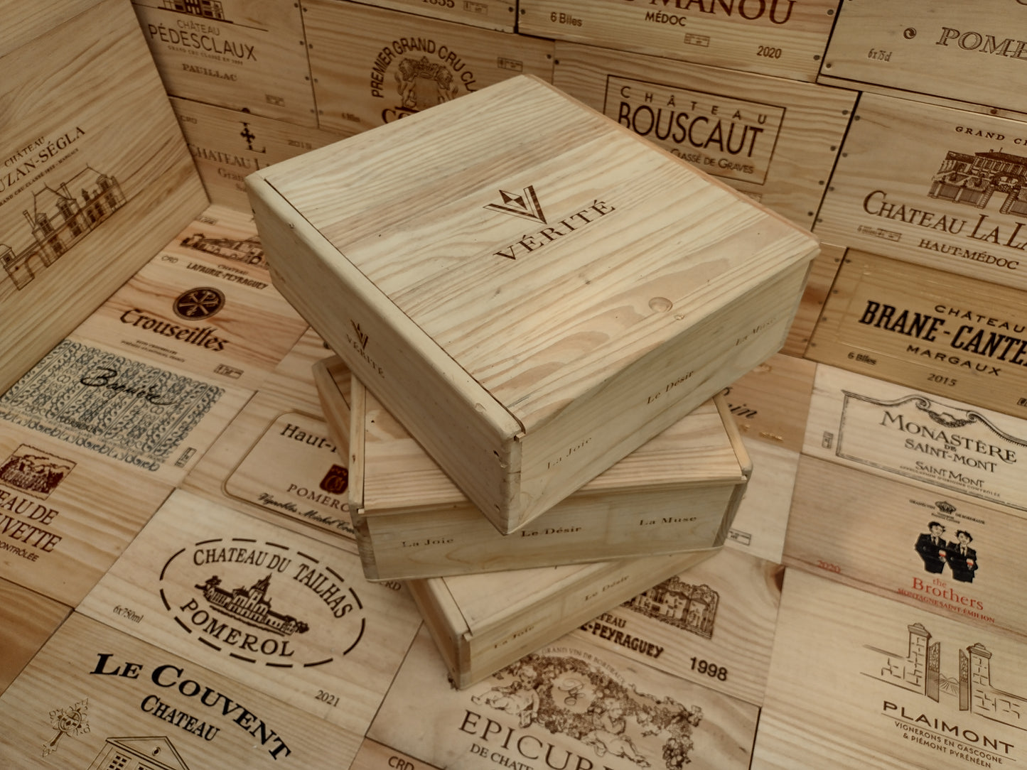 Vérité Winery 3 Bottle Box