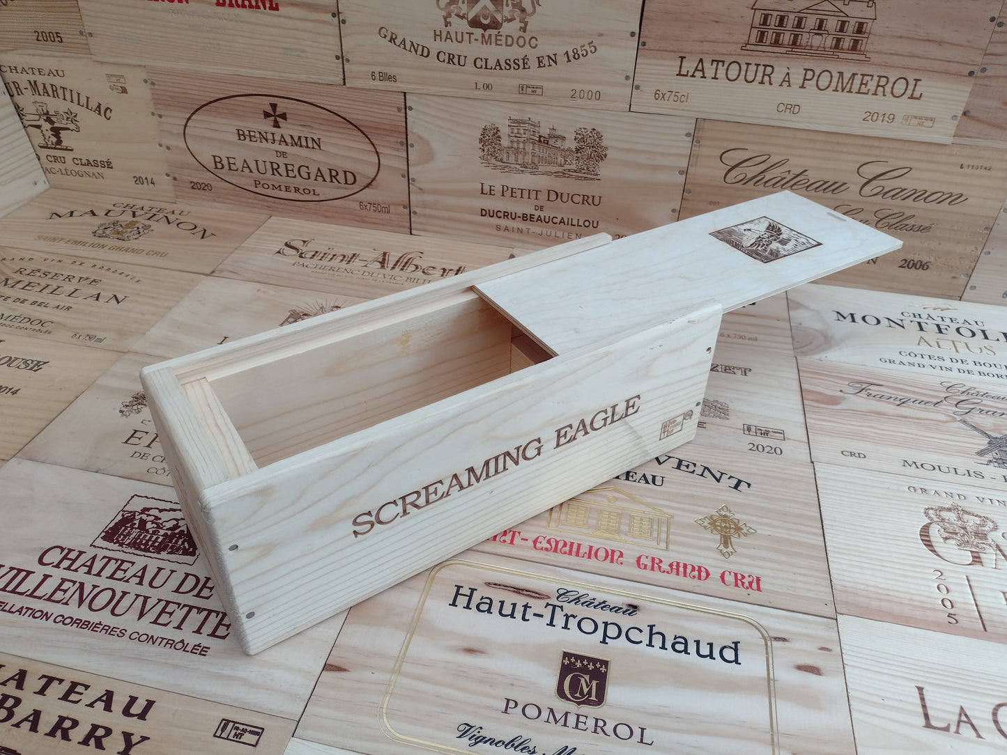 Screaming Eagle Magnum 2000