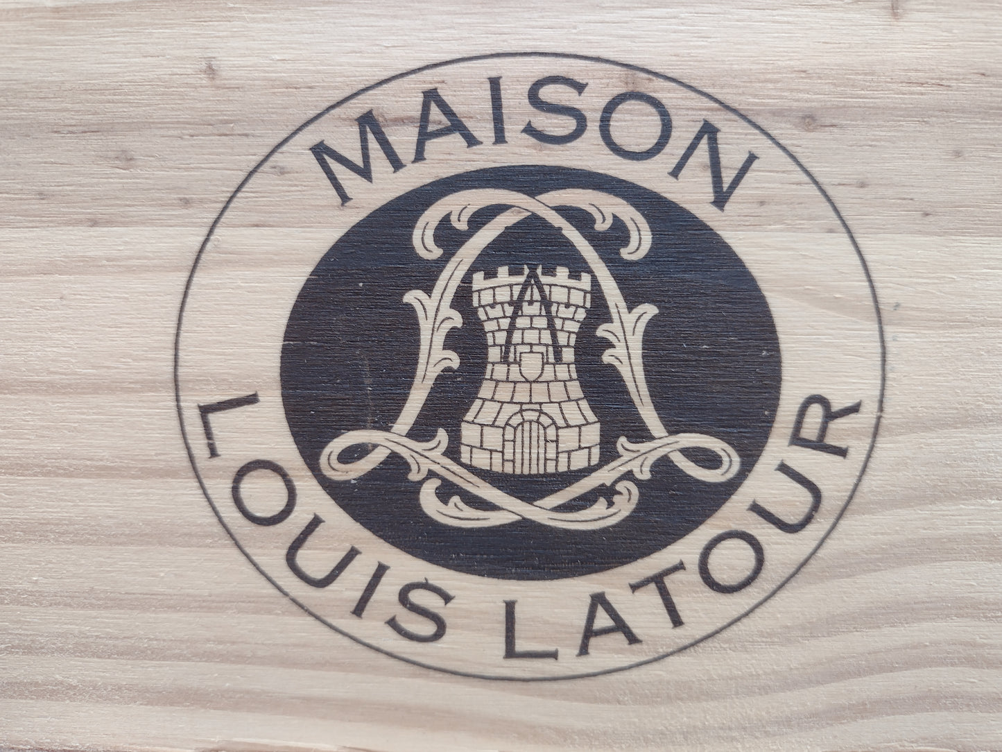 Louis Latour Lidded 6 bottle box