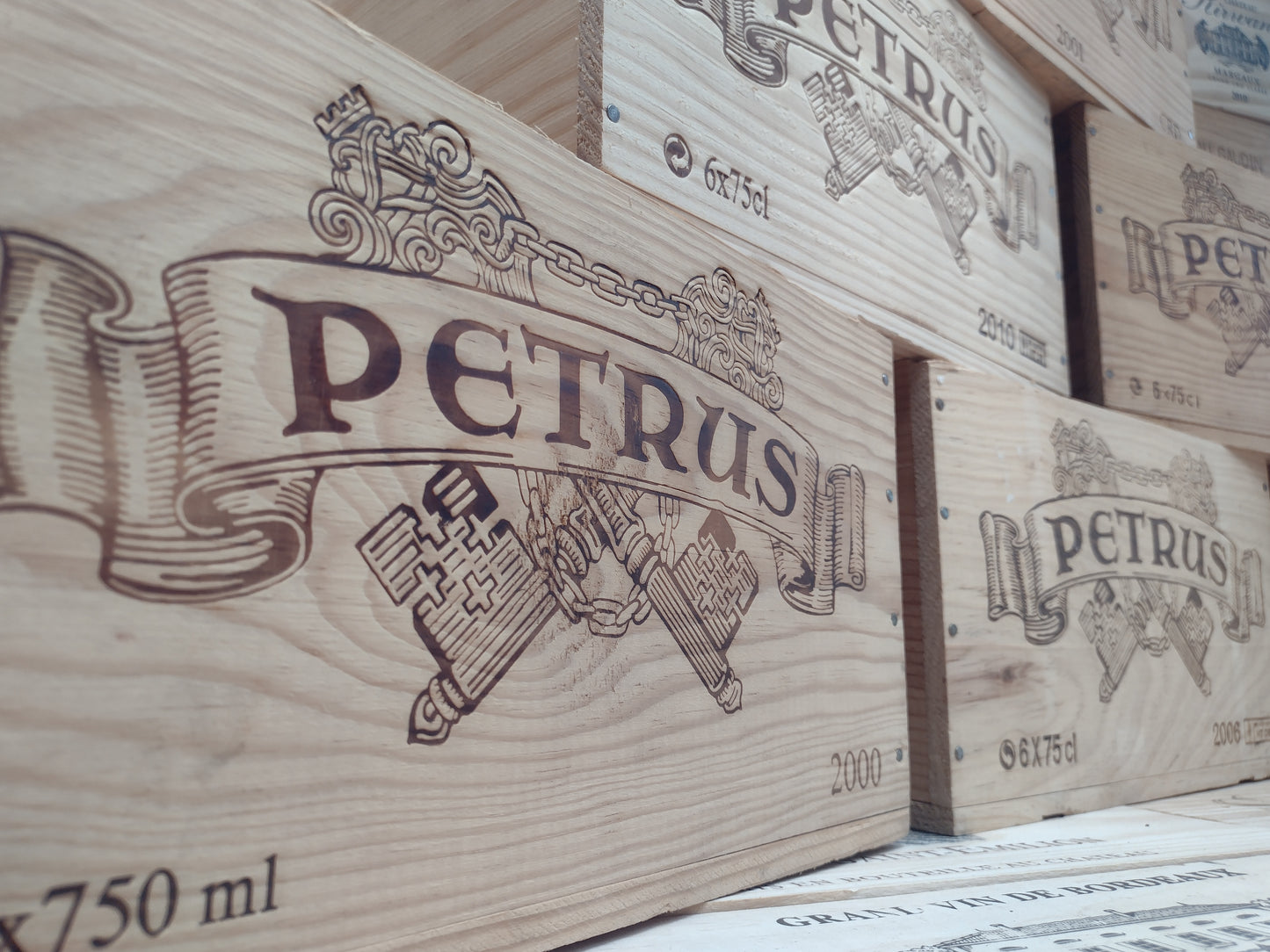 Petrus 6 Bottle Box - 1995