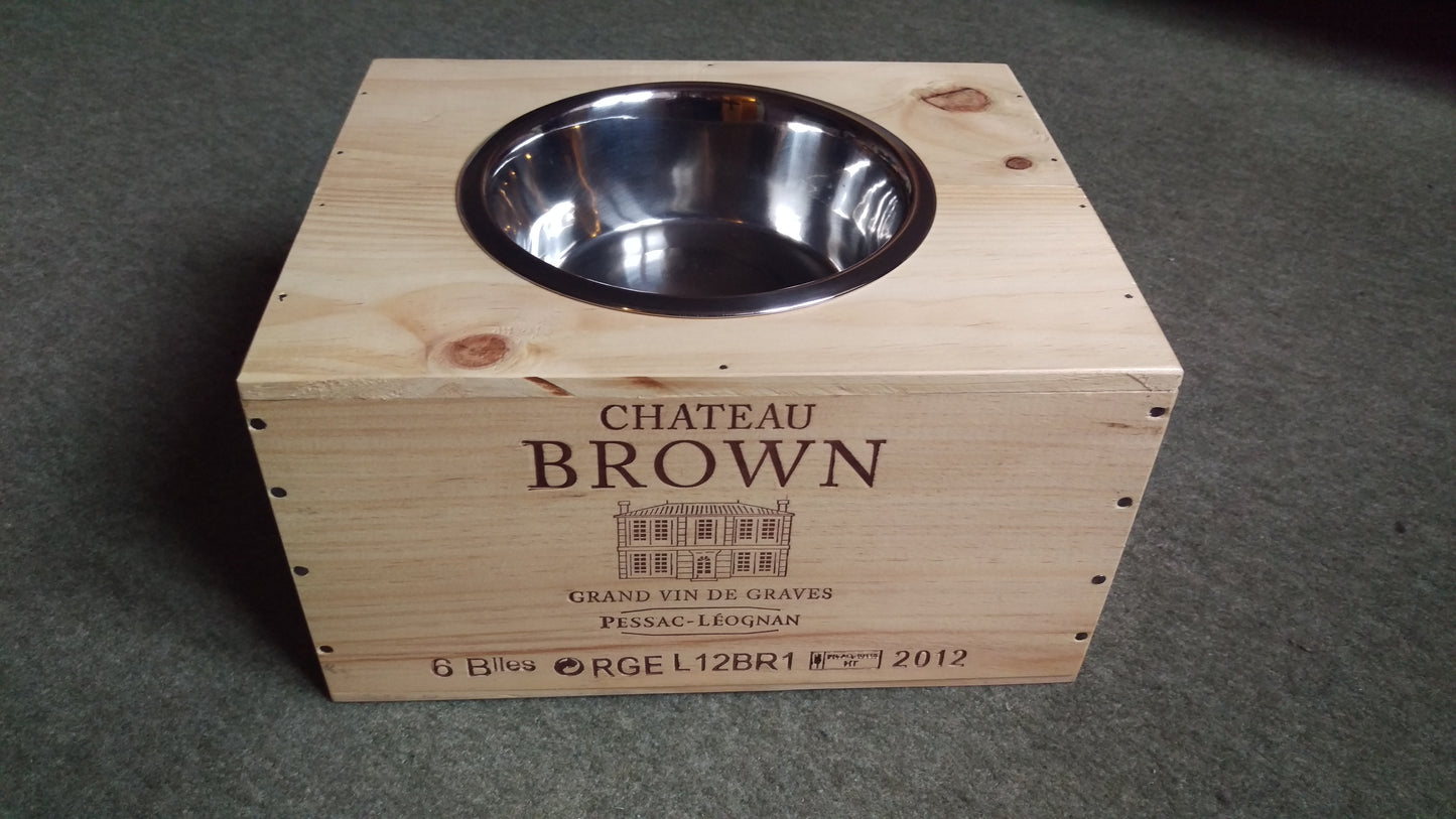 Wine Box Pet Feeder