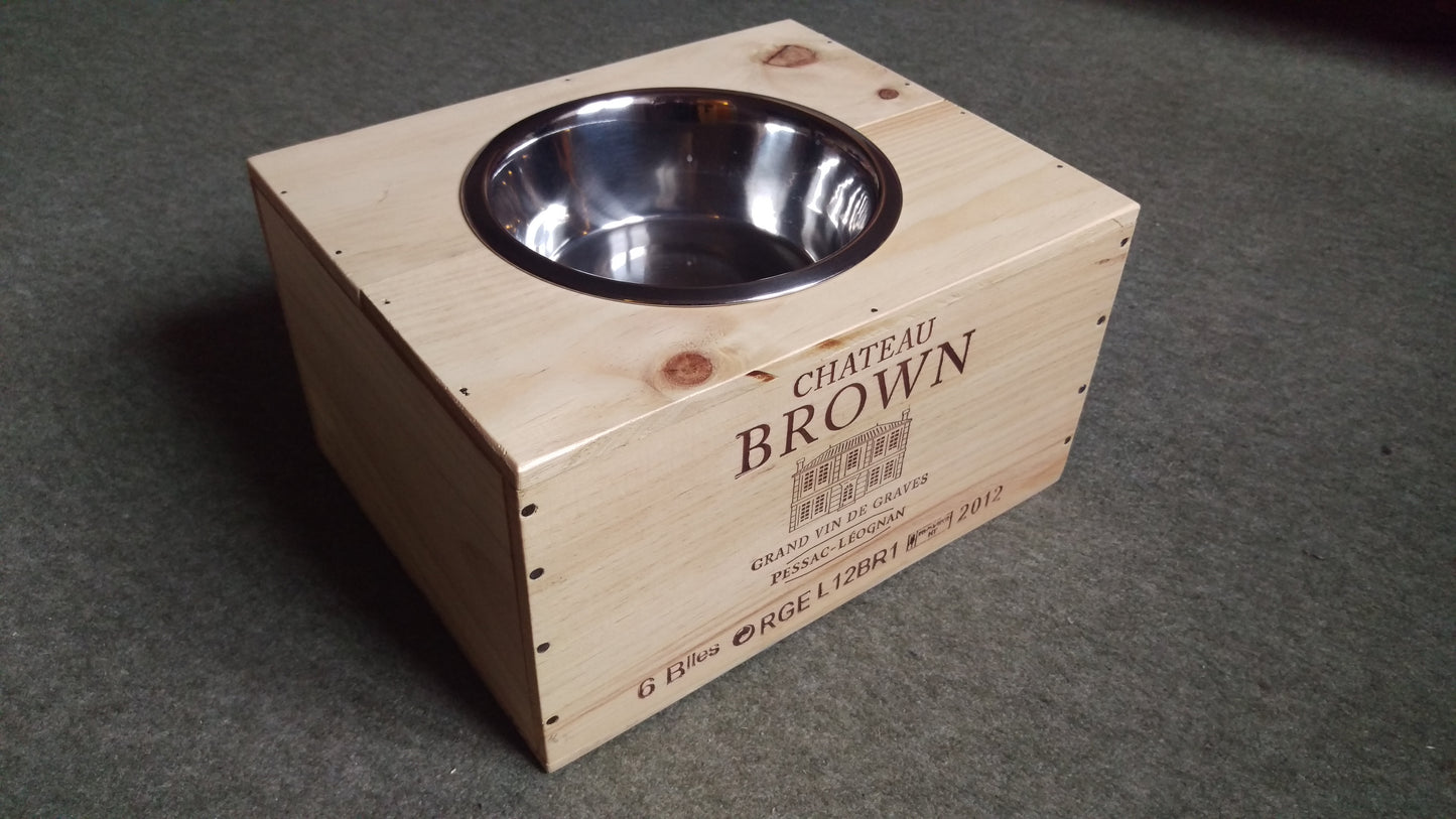 Wine Box Pet Feeder