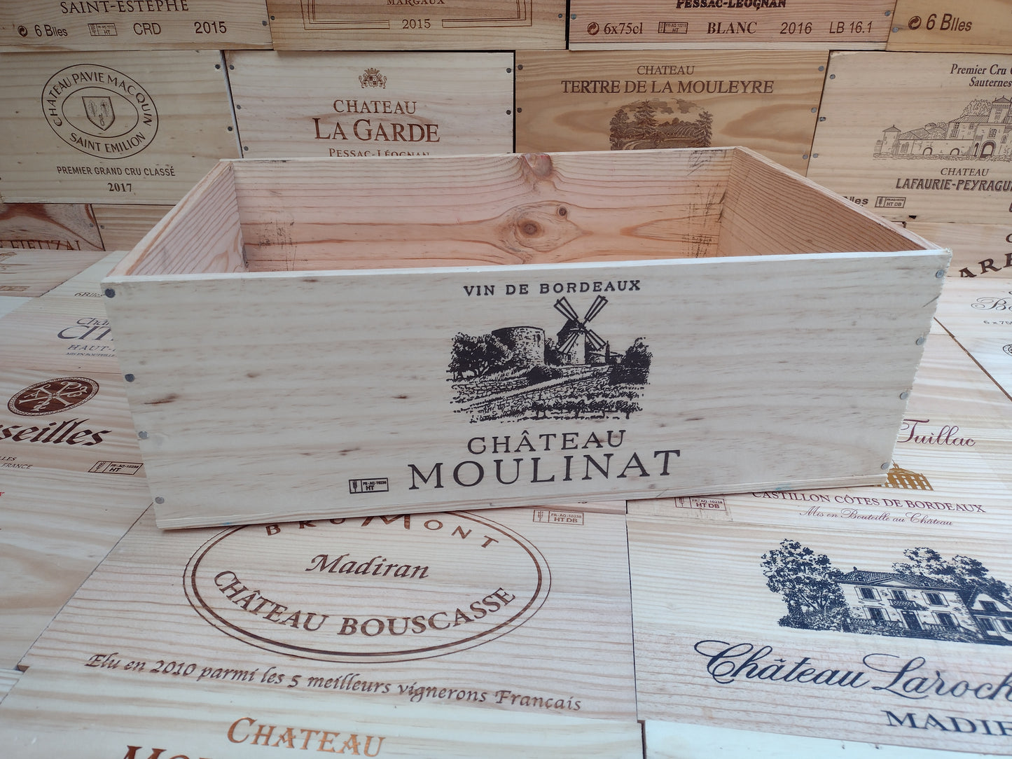 12 Bottle Boxes - Branded long edge