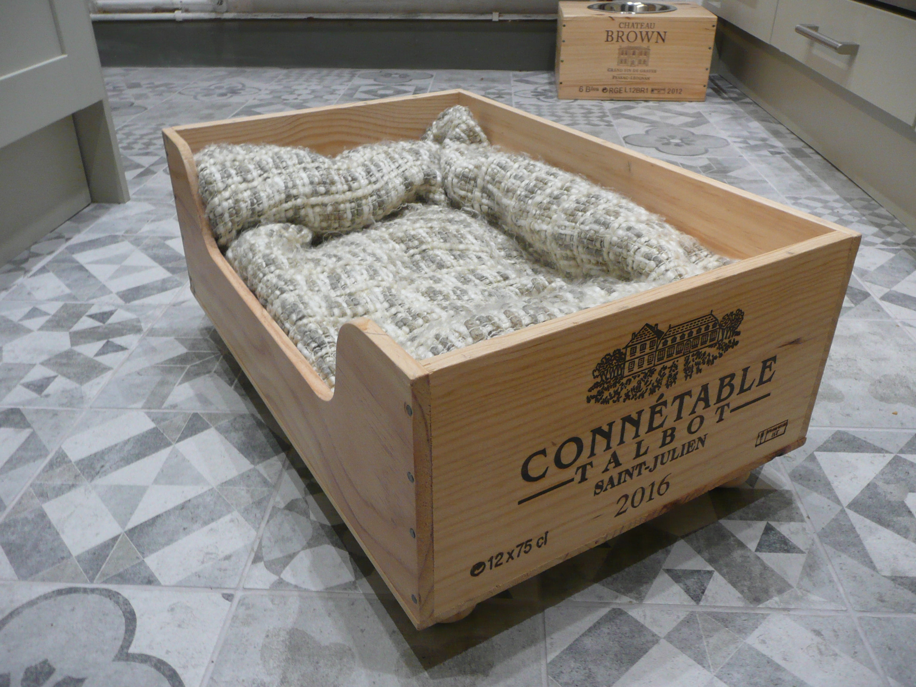 Wooden Wine Crate store Pet Bed - Large